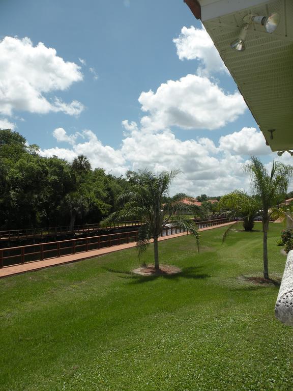 Tradewinds Homosassa Marina Resort Buitenkant foto